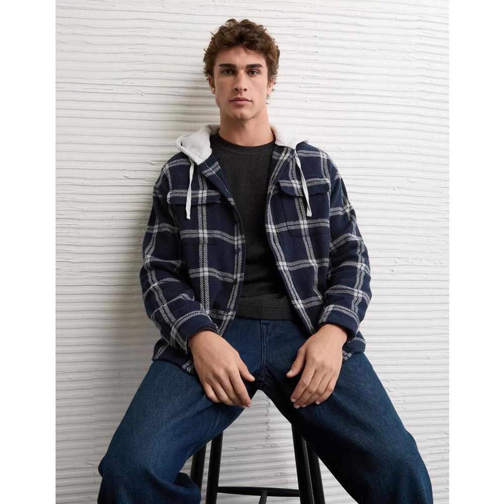 NWT! American Eagle Hooded Flannel Button Up Shirt Navy Size Large